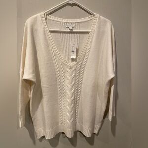 New York & Company Cream V-Neck Sweater